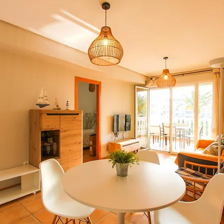 Aquamarina Apartmento 6 Pax By Costablancarent * Дения